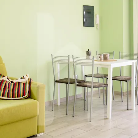 Homiday - Residenza D'annunzio Apartment Pineto