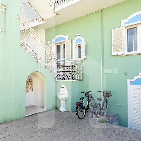 Homiday - Residenza D'annunzio Apartament Pineto