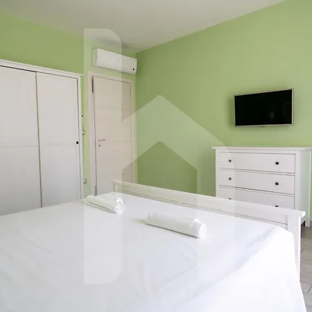 Apartment Homiday - Residenza D'annunzio Pineto