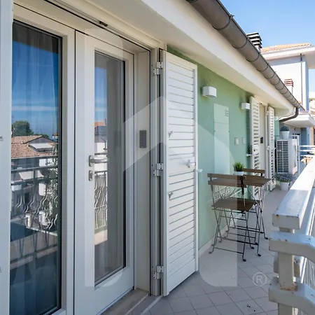 Homiday - Residenza D'annunzio Apartment Pineto