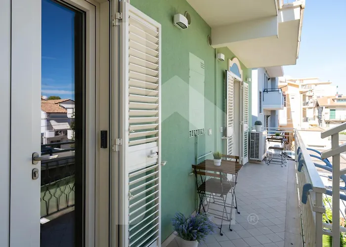 Homiday - Residenza D'annunzio Διαμέρισμα